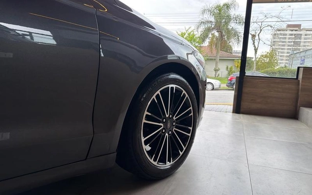 imagem-https://www.socarrao.com.br/sc-vehicle-images-prod/4244926/1790859441702-8414099_12_B_f7ae62cbd1.jpeg