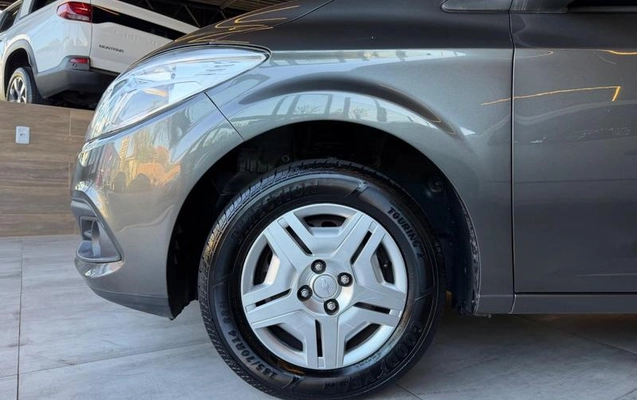 imagem-https://www.socarrao.com.br/sc-vehicle-images-prod/4244971/1790859547261-8511717_10_B_9fb6a8f031.jpeg