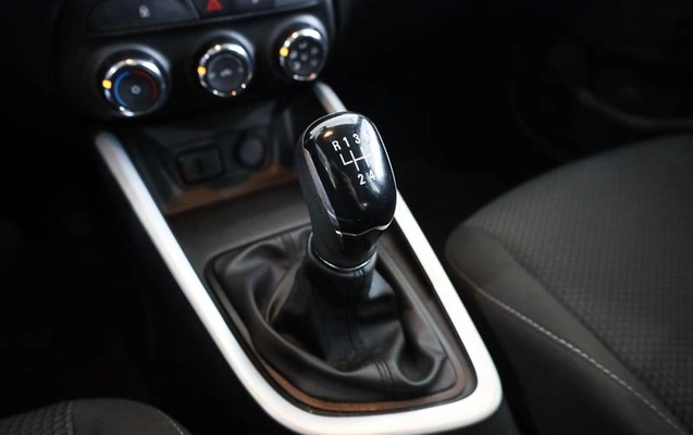 imagem-https://www.socarrao.com.br/sc-vehicle-images-prod/4245152/1791309267843-8528995_13_B_ea3d64d5a3.jpeg