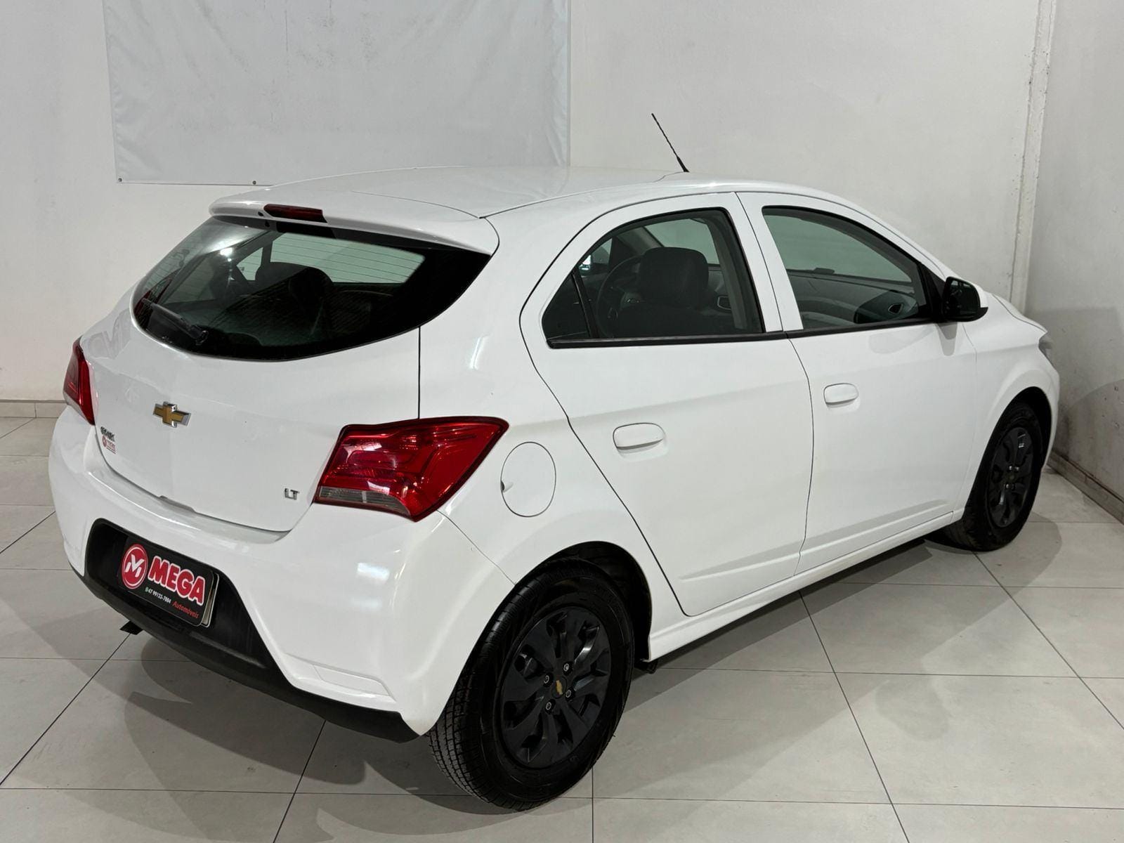 imagem-https://www.socarrao.com.br/sc-vehicle-images-prod/42452/1769988755801-7245291OR_1769193625_12_670.jpg