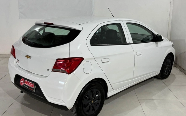 imagem-https://www.socarrao.com.br/sc-vehicle-images-prod/42452/1769988755801-7245291OR_1769193625_12_670.jpg