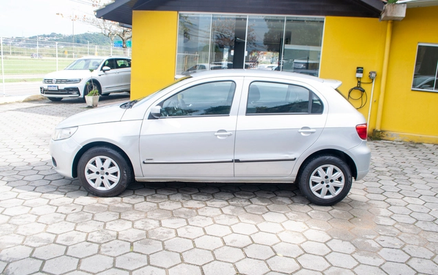 imagem-https://www.socarrao.com.br/sc-vehicle-images-prod/4245299/1790860173502-6ffcd9cff06b47d2880bce05c9611248_1790859922218.jpg