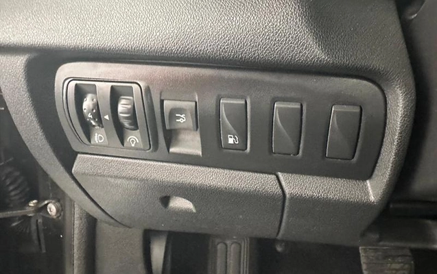 imagem-https://www.socarrao.com.br/sc-vehicle-images-prod/4245364/1791215464055-8530356_16_B_8c74f636f3.jpeg