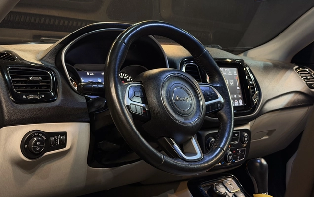 imagem-https://www.socarrao.com.br/sc-vehicle-images-prod/4245405/1790860463198-1_100859.jpg