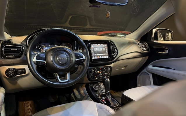 imagem-https://www.socarrao.com.br/sc-vehicle-images-prod/4245405/1790860463204-1_100903.jpg