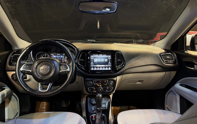 imagem-https://www.socarrao.com.br/sc-vehicle-images-prod/4245405/1790860463205-1_100904.jpg