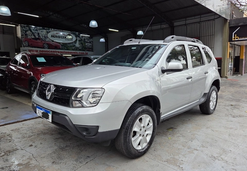 Renault Duster 2018 Prata — foto 1 de 3