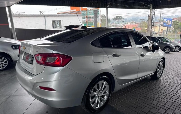 imagem-https://www.socarrao.com.br/sc-vehicle-images-prod/4245595/1791894531167-8512122_3_B_049566a7ba.jpeg