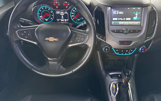 imagem-https://www.socarrao.com.br/sc-vehicle-images-prod/4245595/1791894531184-8512122_15_B_2c6343eb54.jpeg