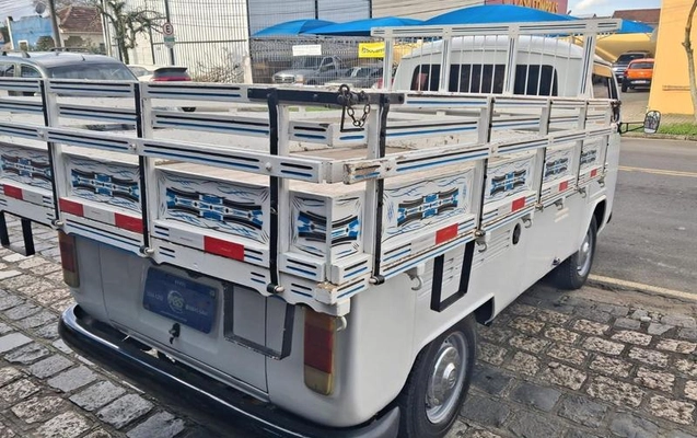 imagem-https://www.socarrao.com.br/sc-vehicle-images-prod/4245602/1790860979310-8531268_0_B_e908e2249d.jpeg
