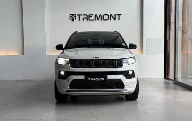 imagem-https://www.socarrao.com.br/sc-vehicle-images-prod/4245642/1790870807696-8530648_2_B_7a905060d2.jpeg