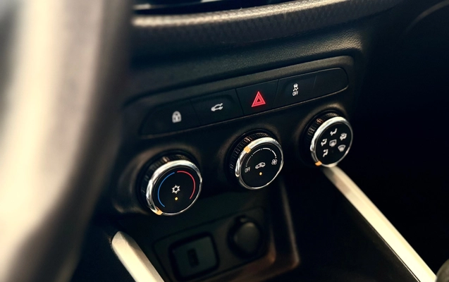 imagem-https://www.socarrao.com.br/sc-vehicle-images-prod/4245755/1790880161603-17be51ee861e4a37b7dc51475ee8dcb8_1790861064232.jpg