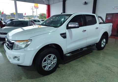 Ford Ranger 2014 Branco — foto 1 de 3