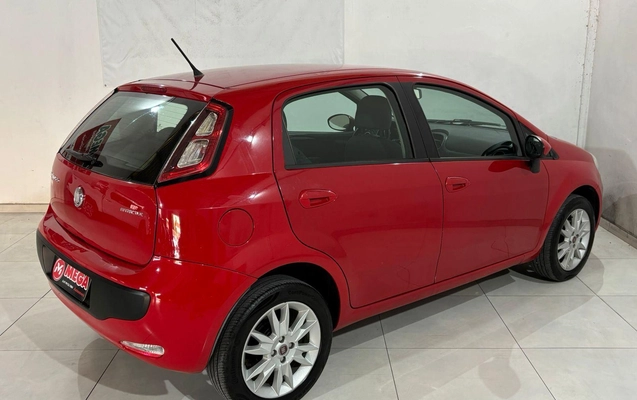 imagem-https://www.socarrao.com.br/sc-vehicle-images-prod/42459/1779134570833-dfd640cdeef64cad8265b4541bafbcdf_1763153254551.jpg