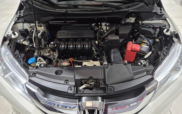 imagem-https://www.socarrao.com.br/sc-vehicle-images-prod/4245958/1790945885108-8487792_13_B_6b5da2bd40.jpeg