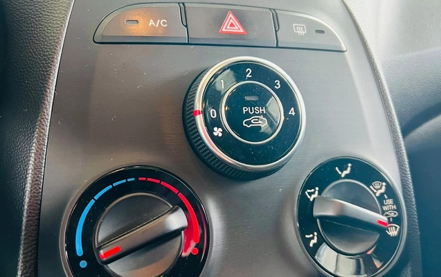 imagem-https://www.socarrao.com.br/sc-vehicle-images-prod/4246081/1790862192090-acba0aac-5281-49e5-b5d8-956fc4d9c9fd.jpg
