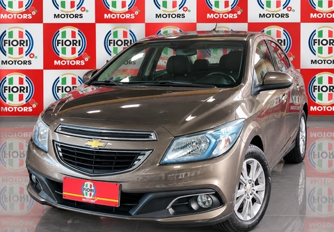 Chevrolet Prisma 2014 Cinza — foto 1 de 3