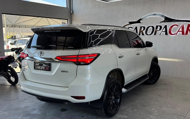 imagem-https://www.socarrao.com.br/sc-vehicle-images-prod/4246430/1790862823341-7691c553aaef4eb08d16f6a54e9907b1_1790798127528.jpg