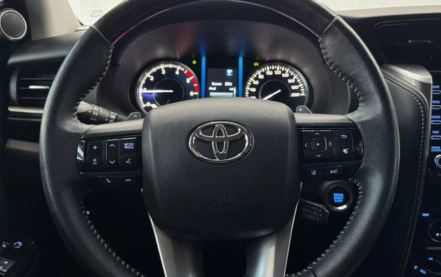 imagem-https://www.socarrao.com.br/sc-vehicle-images-prod/4246430/1790862823344-e0eb9f8ed5e949e2aa7d5bb0c5beee01_1790798127538.jpg