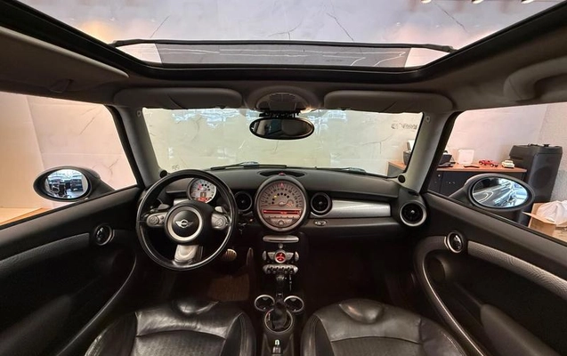 imagem-https://www.socarrao.com.br/sc-vehicle-images-prod/4246484/1790864534238-7730221_2_B_05d9cee48f.jpeg