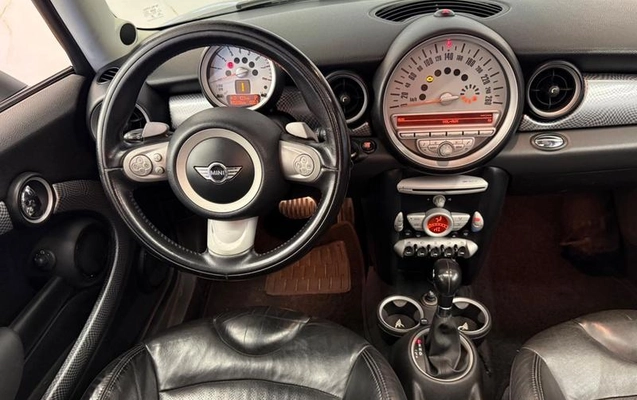 imagem-https://www.socarrao.com.br/sc-vehicle-images-prod/4246484/1790864534244-7730221_6_B_87e55741f3.jpeg