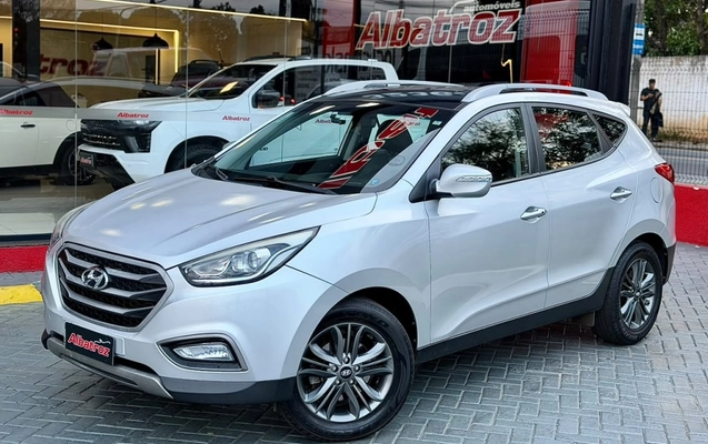 imagem-https://www.socarrao.com.br/sc-vehicle-images-prod/4246486/1790862945556-3_105520.jpg