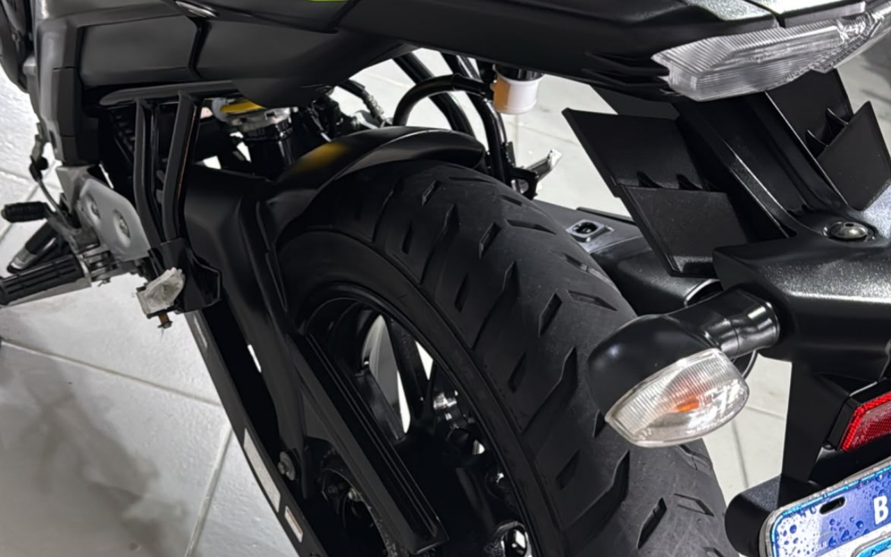 imagem-https://www.socarrao.com.br/sc-vehicle-images-prod/4246572/1790863039103-V2hhdHNBcHAgSW1hZ2UgMjAyNi0xMC0wMSBhdCAxMC4zMi4yNS5qcGVn.jpeg