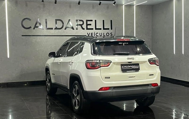 imagem-https://www.socarrao.com.br/sc-vehicle-images-prod/4246576/1791219794184-8532877_4_B_431d28cffb.jpeg