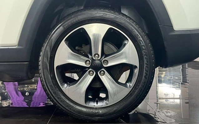 imagem-https://www.socarrao.com.br/sc-vehicle-images-prod/4246576/1791219794195-8532877_6_B_5d8c6f23fc.jpeg
