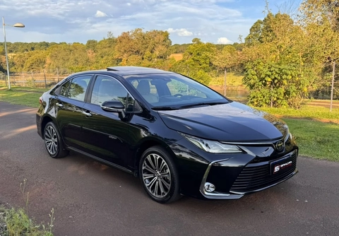 Toyota Corolla 2020 Preto — foto 1 de 3