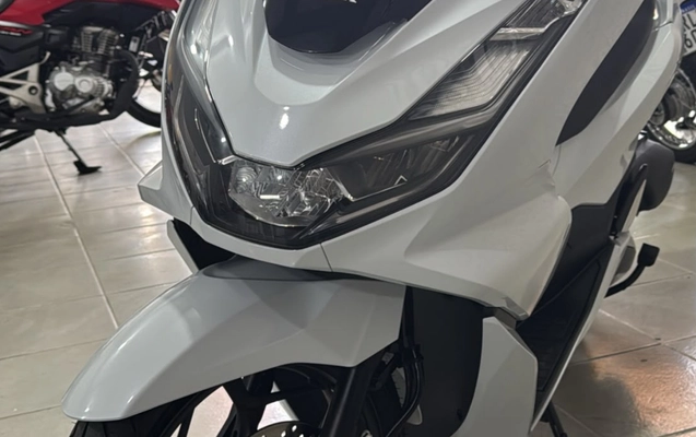 imagem-https://www.socarrao.com.br/sc-vehicle-images-prod/4246647/1790863217532-V2hhdHNBcHAgSW1hZ2UgMjAyNi0wOC0xNSBhdCAwOS4yNS4xMC5qcGVn.jpeg
