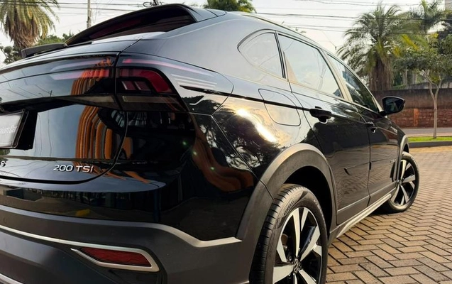 imagem-https://www.socarrao.com.br/sc-vehicle-images-prod/4246691/1790871837952-8496030_7_B_2d118b3937.jpeg