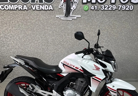Honda CB 250 TWISTER/FLEXONE 2022 Branco — foto 1 de 3