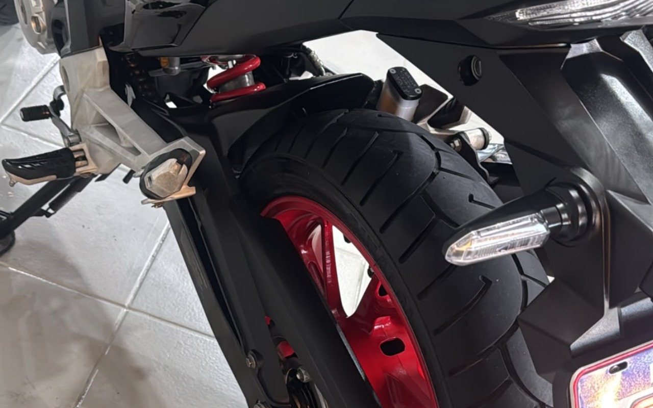 imagem-https://www.socarrao.com.br/sc-vehicle-images-prod/4246702/1790863344087-V2hhdHNBcHAgSW1hZ2UgMjAyNi0wOS0yNSBhdCAxNy41Mi4zMi5qcGVn.jpeg