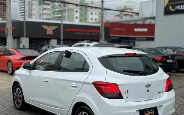 imagem-https://www.socarrao.com.br/sc-vehicle-images-prod/4246765/1791463905527-gb-bc0912b.jpeg