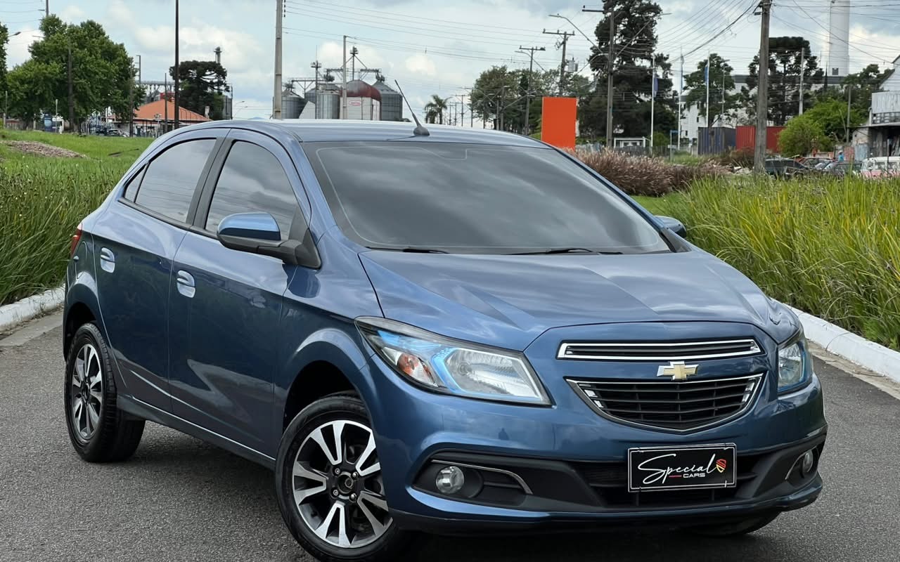 Chevrolet Onix 2015 Azul — foto 1 de 3