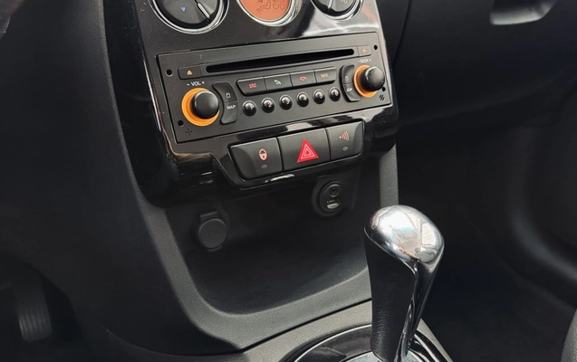 imagem-https://www.socarrao.com.br/sc-vehicle-images-prod/4246926/1790863930932-vehicle_image_1790776440_034ccd63c25854414c61541dcdd72fd5.jpeg