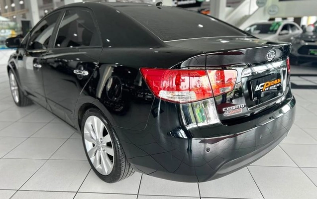 imagem-https://www.socarrao.com.br/sc-vehicle-images-prod/4246966/1790864077604-8522263_6_B_1e7bdcea61.jpeg