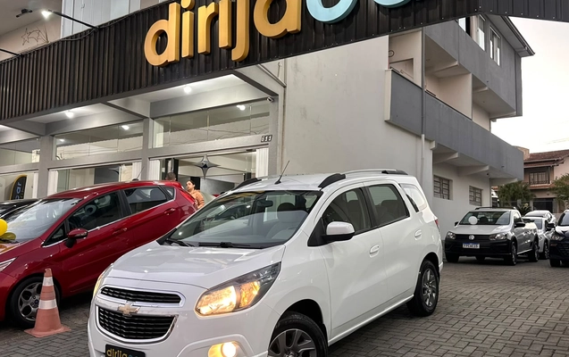 imagem-https://www.socarrao.com.br/sc-vehicle-images-prod/4247146/1790864562728-b53a6b84-44e5-467b-9c8f-9c9cfd8f7aca.jpeg