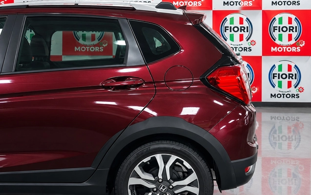 imagem-https://www.socarrao.com.br/sc-vehicle-images-prod/4247153/1790864574090-e350ccc6-85f2-4d40-a21c-9b1dbdbb7ce3.jpg