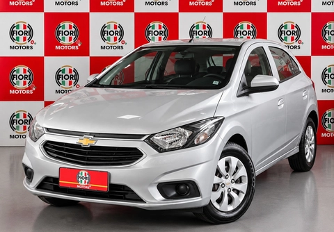 Chevrolet Onix 2019 Prata — foto 1 de 3