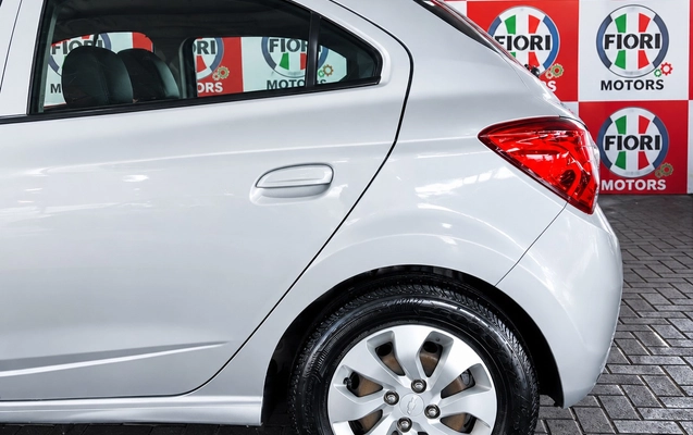 imagem-https://www.socarrao.com.br/sc-vehicle-images-prod/4247162/1790864592974-aadabcf4-cab9-4dba-8519-f16d2189023f.jpg