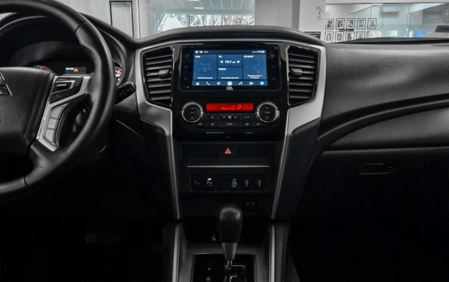imagem-https://www.socarrao.com.br/sc-vehicle-images-prod/4247209/1790864707347-R1LVtYTZWsJHhTr3k9HLctJv6xWlwNYQ.jpg