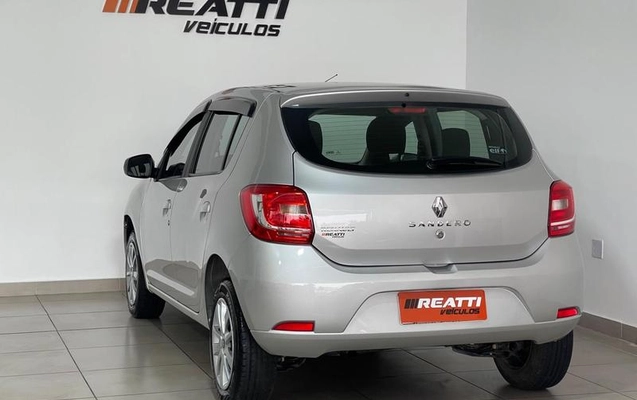 imagem-https://www.socarrao.com.br/sc-vehicle-images-prod/4247347/1792153652367-8527790_12_B_2f95475dbd.jpeg