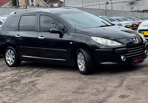 Peugeot 307 2008 Preto — foto 1 de 3
