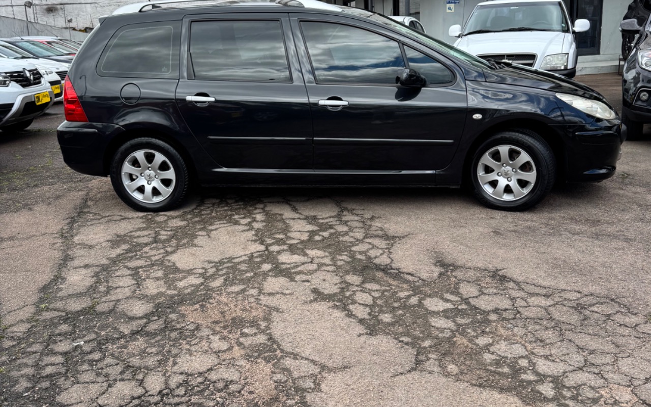 imagem-https://www.socarrao.com.br/sc-vehicle-images-prod/4247464/1790865256673-SU1HXzgyMzIuanBlZw.jpeg