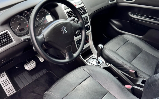 imagem-https://www.socarrao.com.br/sc-vehicle-images-prod/4247464/1790865257171-SU1HXzgyMjEuanBlZw.jpeg