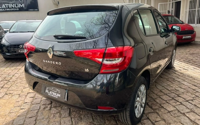 imagem-https://www.socarrao.com.br/sc-vehicle-images-prod/4247998/1790866696668-gb-0d4c913.jpeg