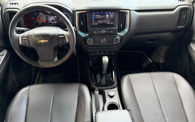 imagem-https://www.socarrao.com.br/sc-vehicle-images-prod/4248140/1791202056865-8533297_28_B_f653ce01d3.jpeg