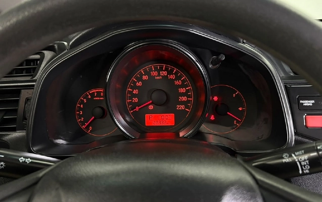 imagem-https://www.socarrao.com.br/sc-vehicle-images-prod/4248223/1790867180330-40e434d7-37a3-9942-58ab-57d9c2b23806-whatsappimage2026-09-29at1358392jpeg.jpg
